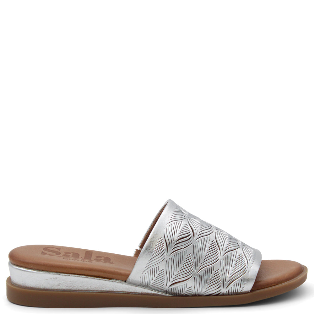 Sala Benny Womens Flat Slide Silver