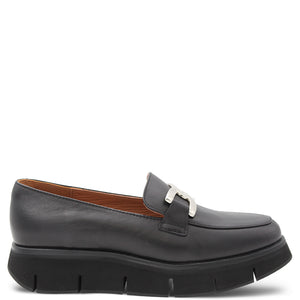 Alfie & Evie Bully Women's Flat Casual Black