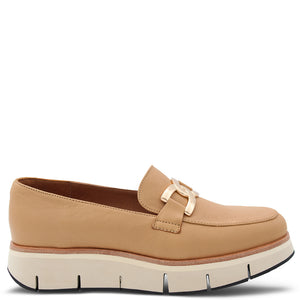 Alfie & Evie Bully Women's Flat Casual Camel