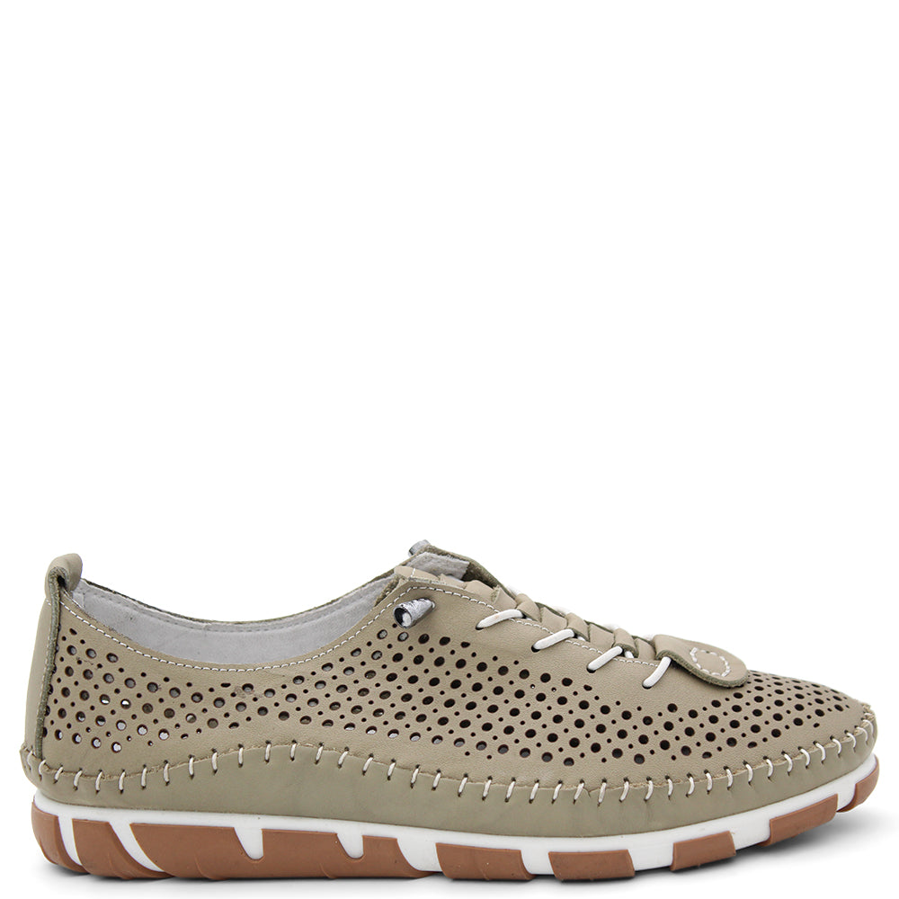 CHIN WOMENS FLAT CASUAL