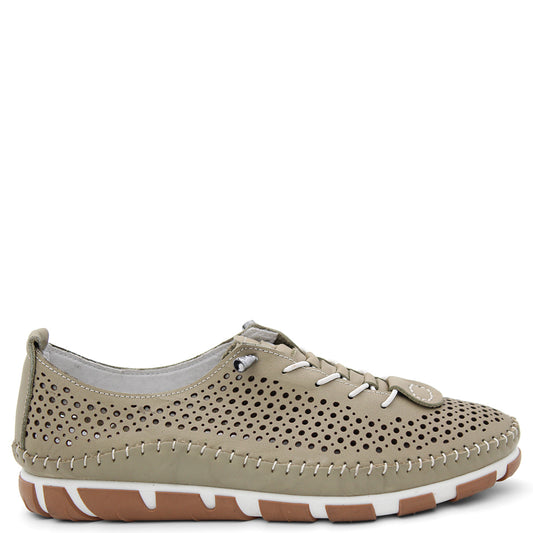 CHIN WOMENS FLAT CASUAL