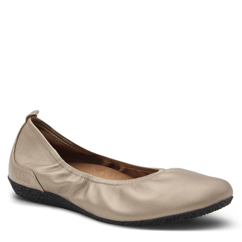 Taos Chit Chat Women's Ballet Flats