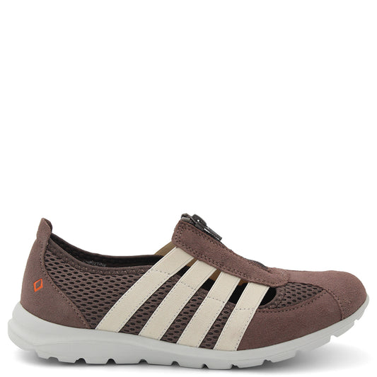 CC Resorts Christine Women's Sneaker 
