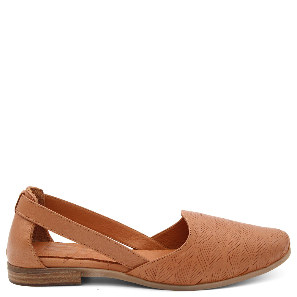Sala Cresta Women's Flat Casual
