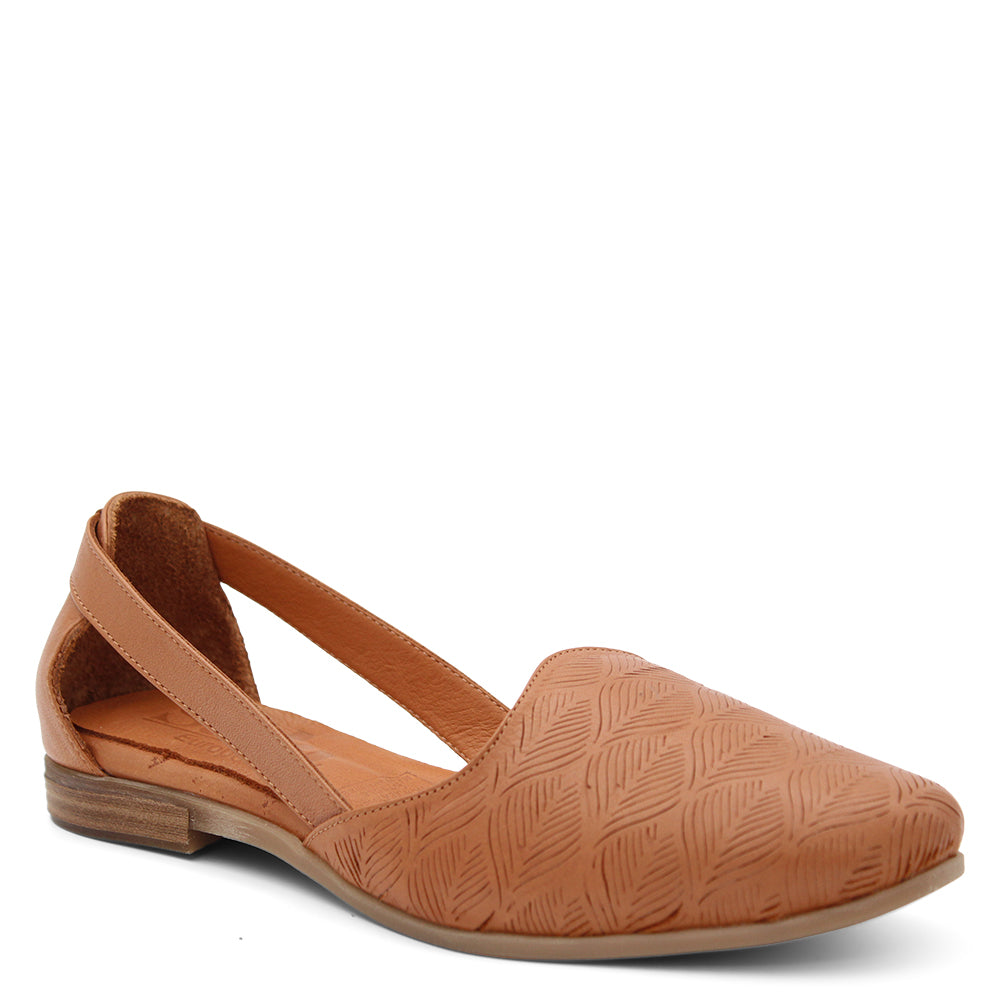 Sala Cresta Women's Flat Casual