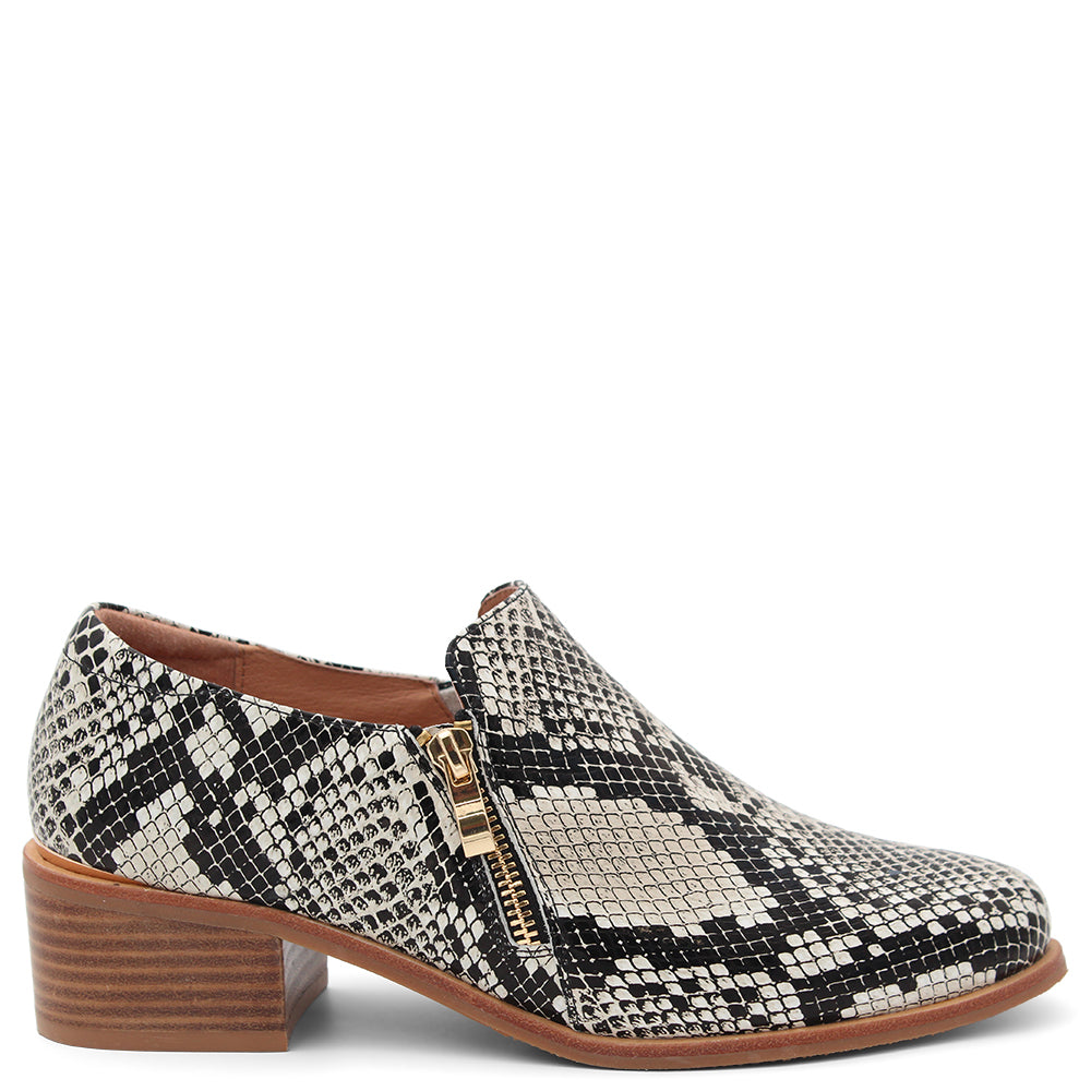 Bresley Dartmouth Women's Low Heel Court Shoe