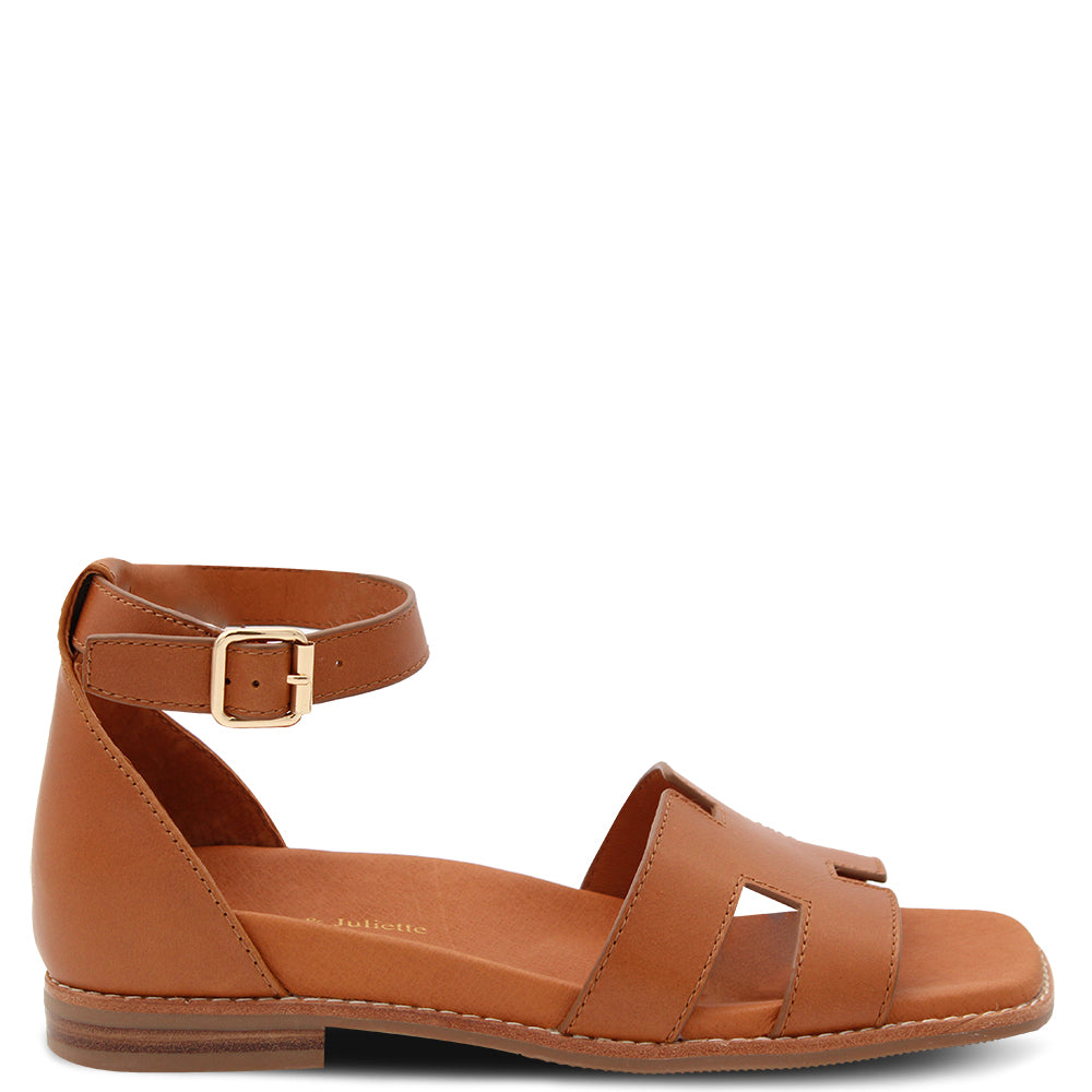 Django & Juliette Efron Women's Flat Sandals Tan