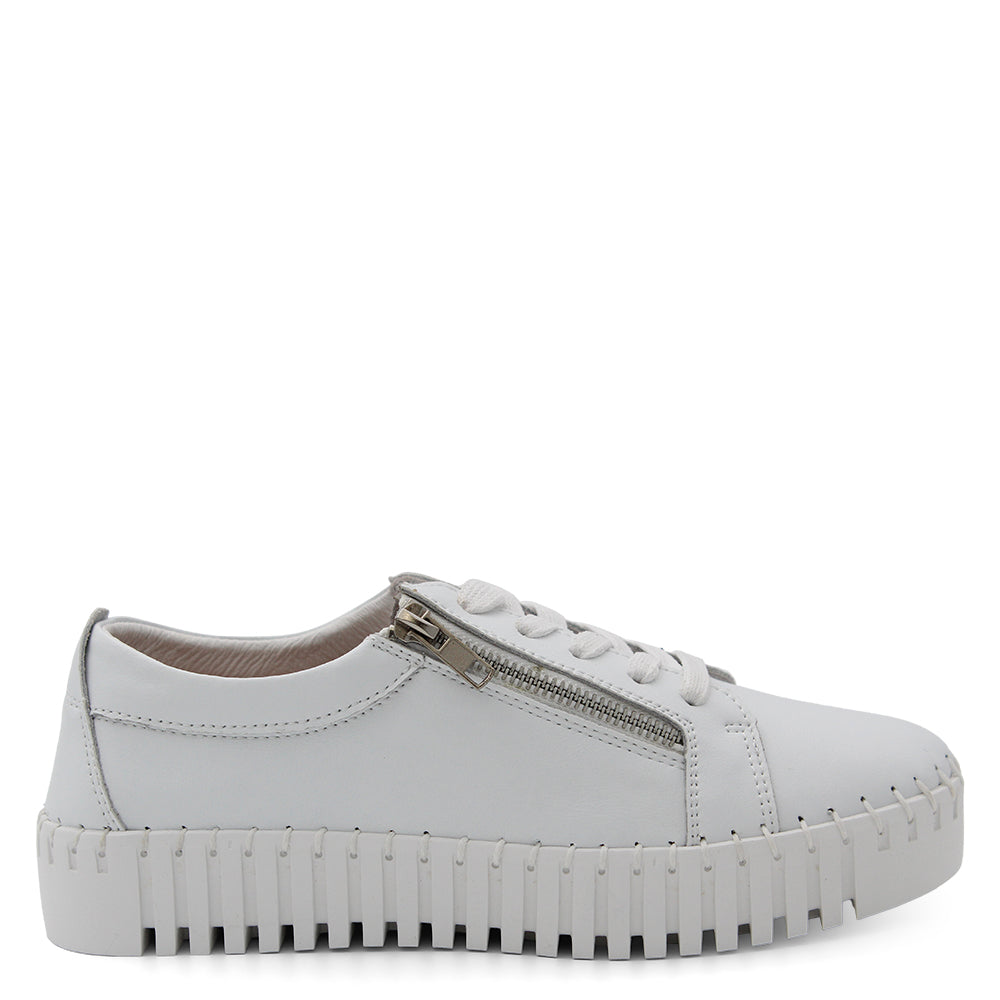 Bay Lane New Medusa Womens Flat Sneaker White