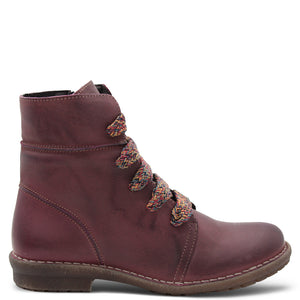 Zeta Must Womens Flat Boots Vino Red