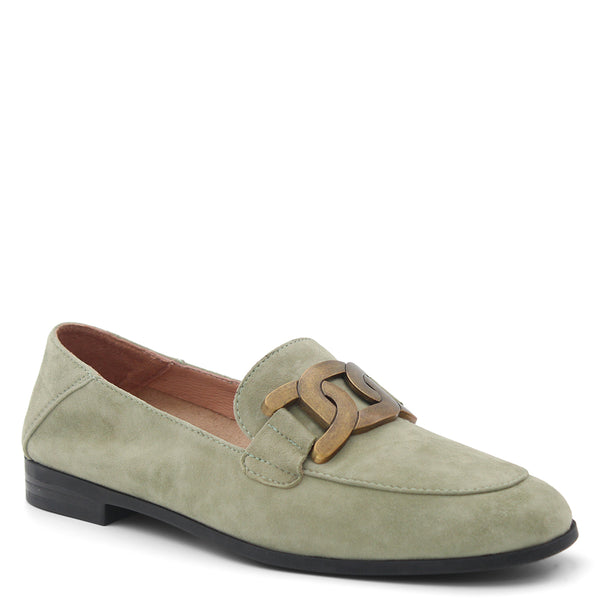 Emma Kate Nicole Womens Loafer