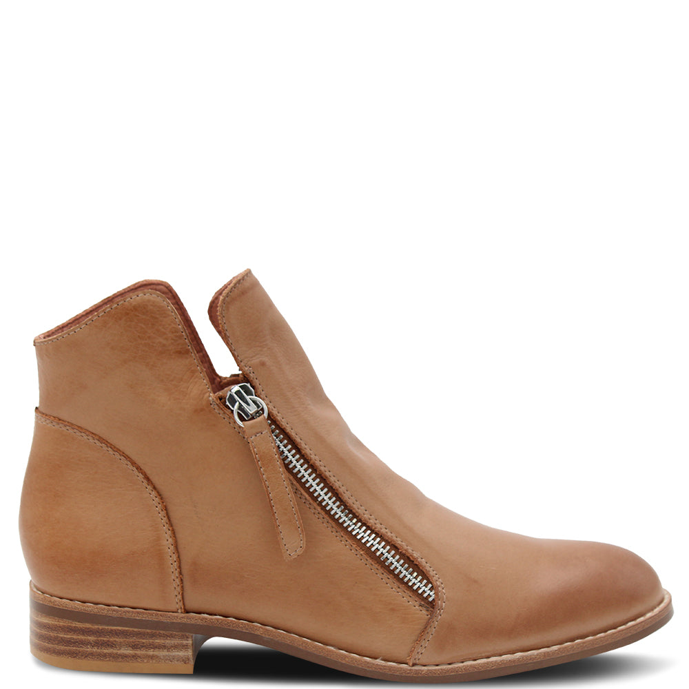 Django Juliette Norys Women's Flat Leather Ankle Boots – Manning