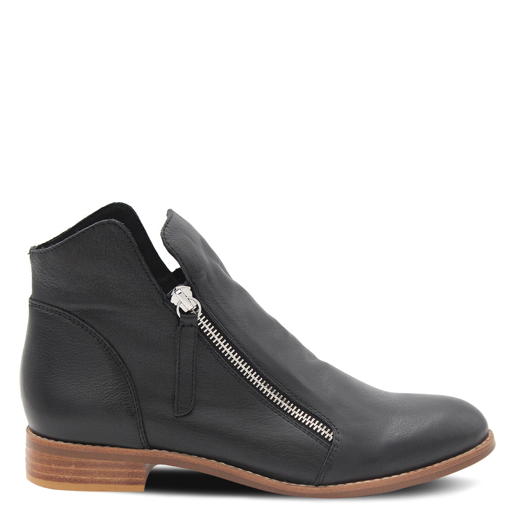 Django & Juliette Nory's Womens Flat Boots