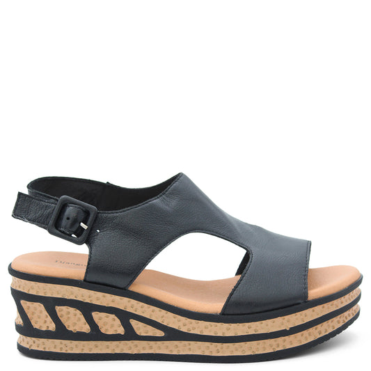 Django & Juliette Qeleigh women's wedge sandal