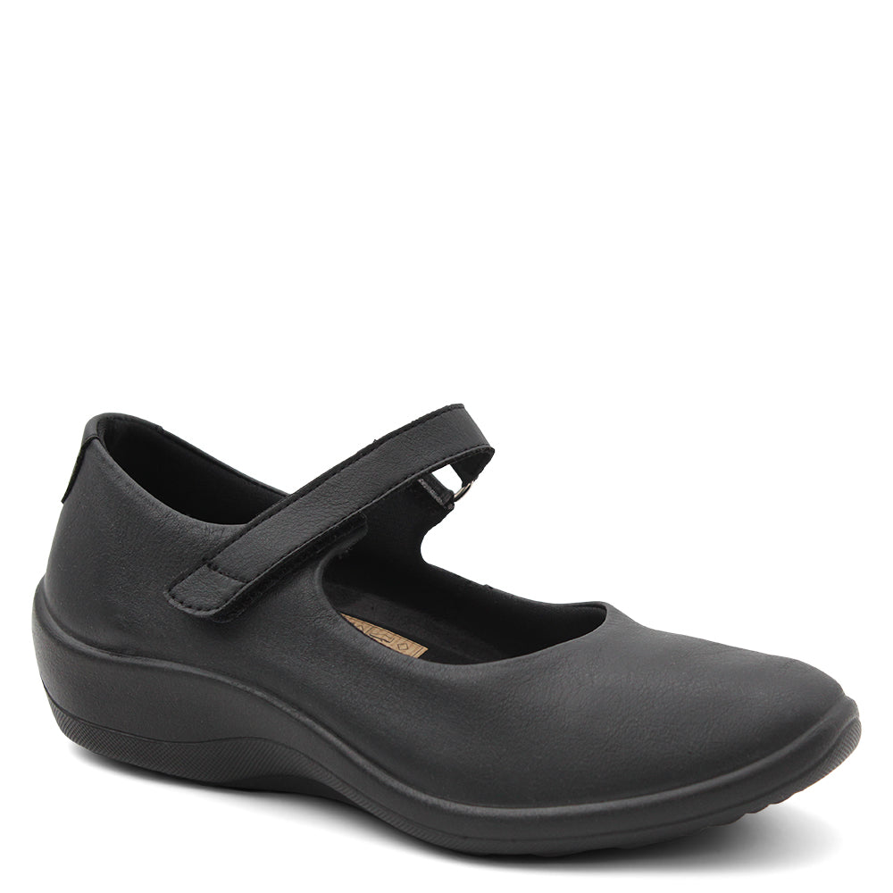 Arcopedico Thy women's shoes Black shoe with a strap 