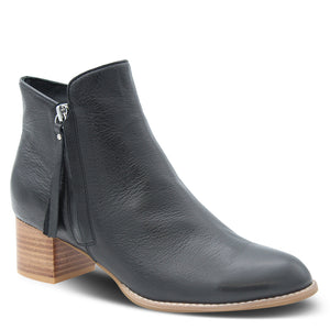 Django & Juliette Yaura Womens Heel Ankle Boots