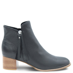 Django & Juliette Yaura Womens Heel Ankle Boots