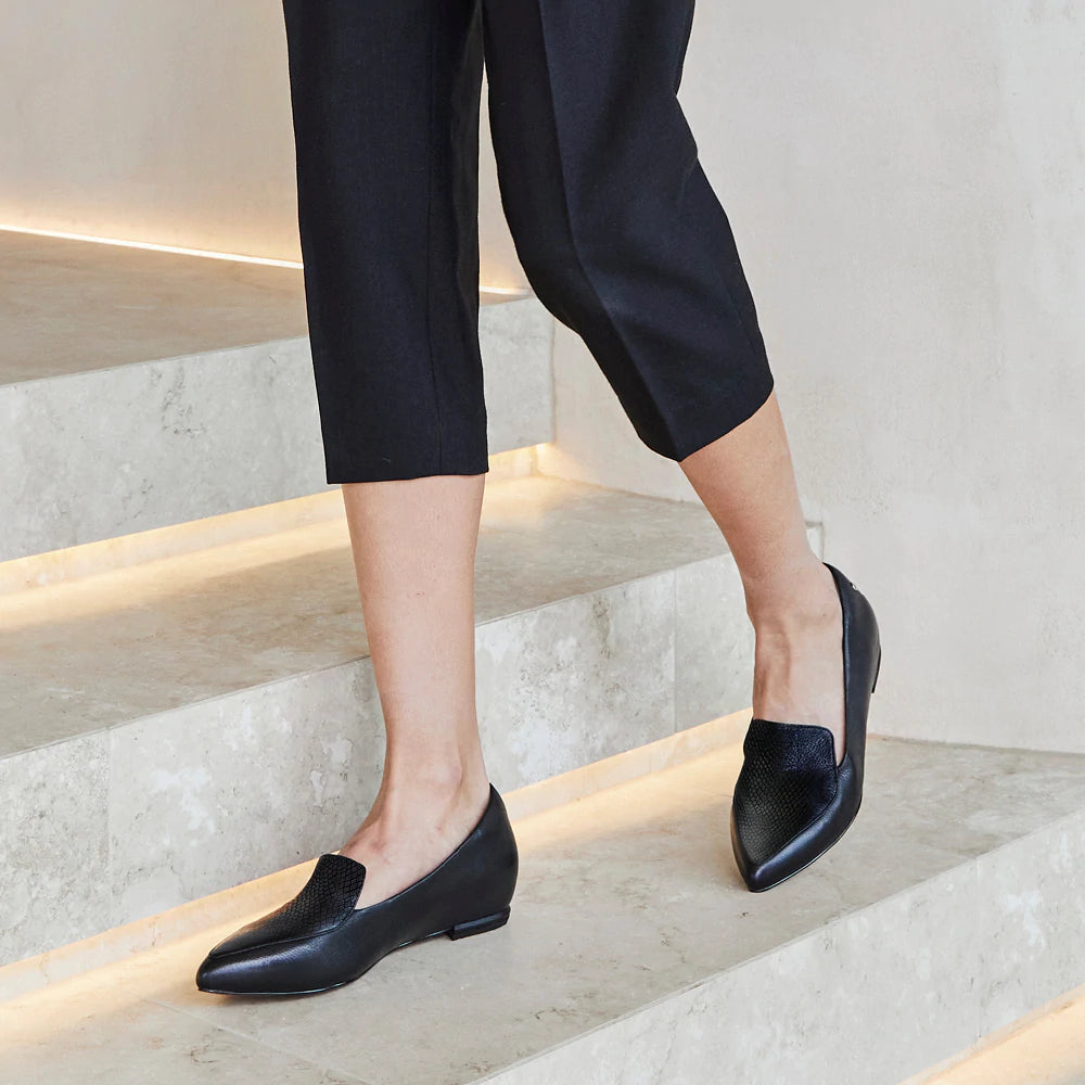 Faye pointy toe sales loafer