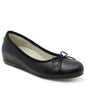 Frankie4 Elizabeth Women's Flat Black Court Shoe