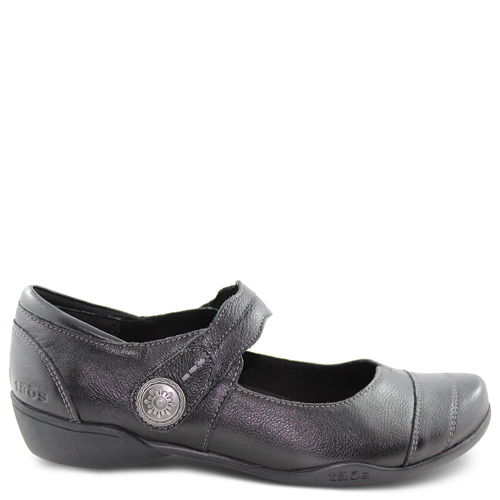 Taos Applause Black Womens flat shoe