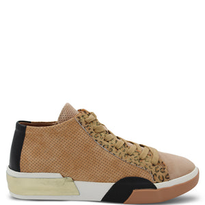 Django & Juliette Anderes Women's Leather Sneaker Camel Multi