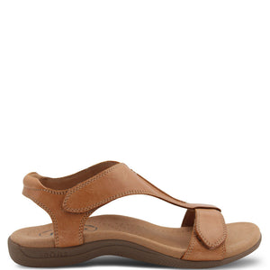 Taos Footwear The Show Women's Flat Sandal tan