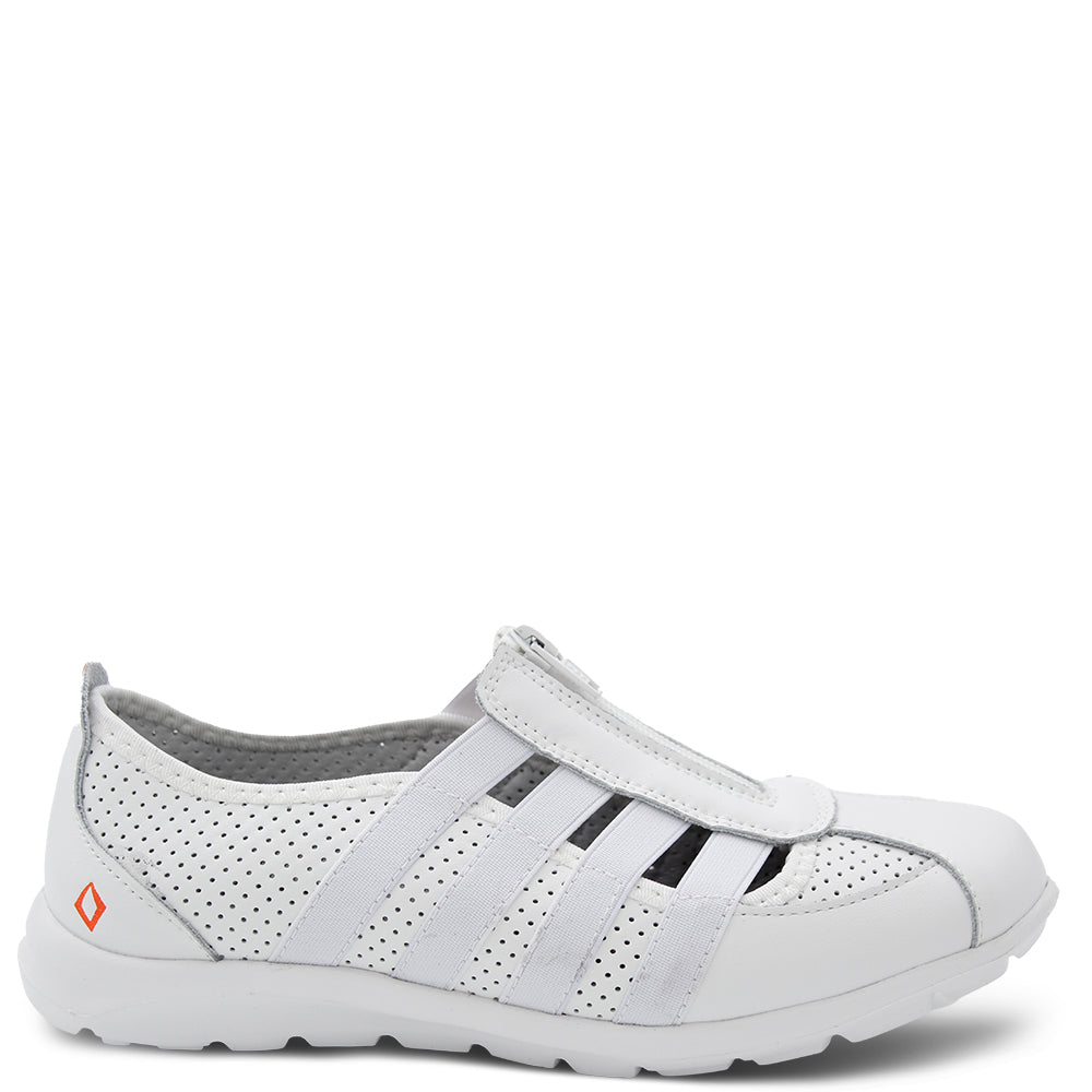 CC Resorts Christine women's casual sneakers White