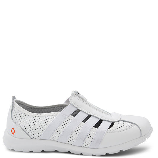 CC Resorts Christine women's casual sneakers White