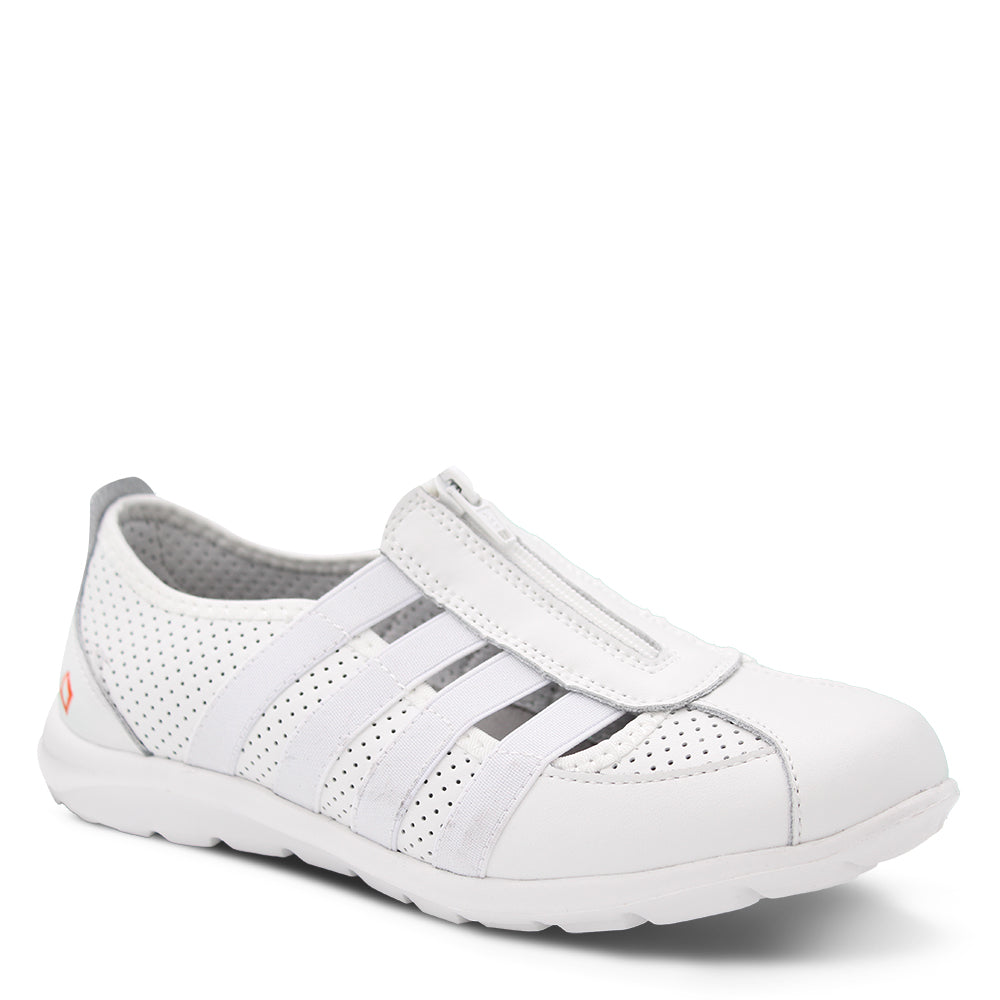 CC Resorts Christine women's casual sneakers White