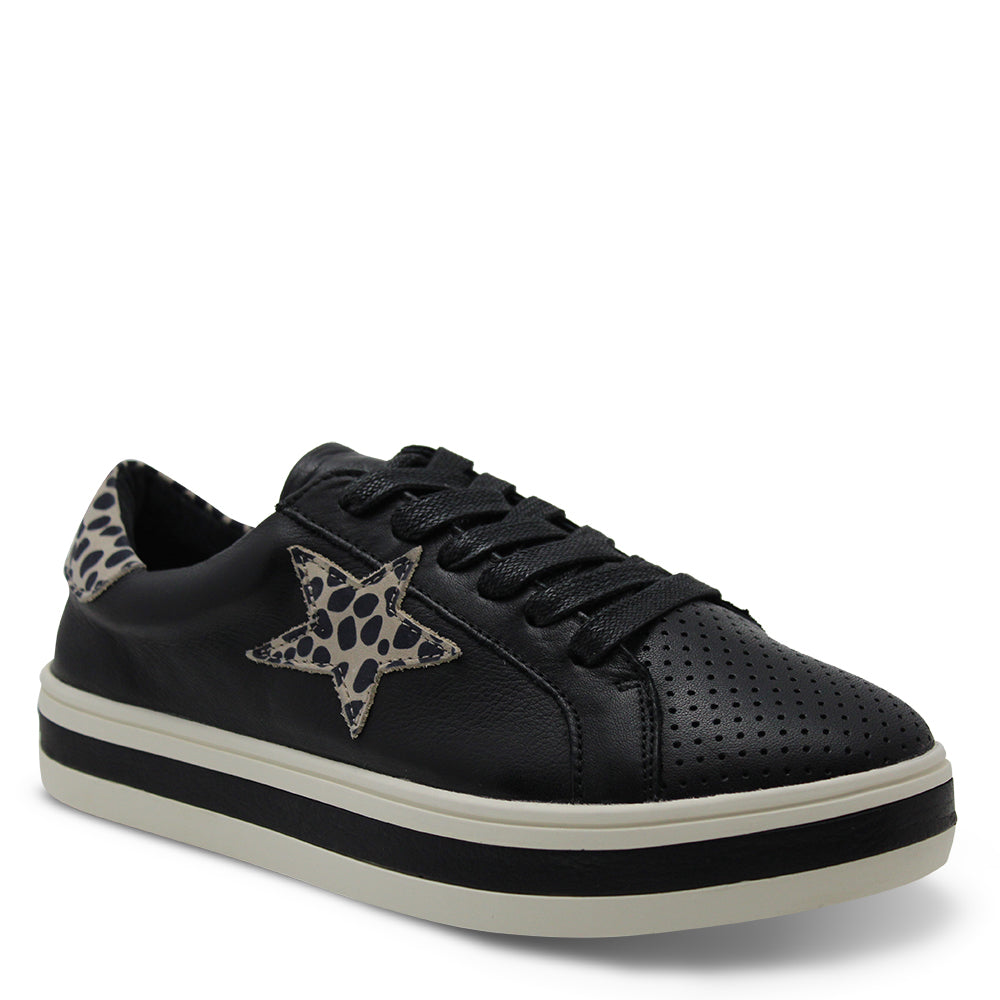 PIXIE WOMENS SNEAKER