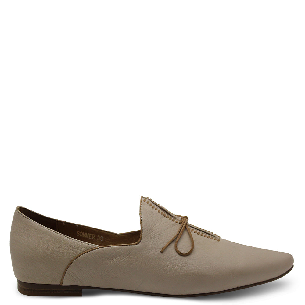 Tope End Sommer Nude/Tan Womens Flat