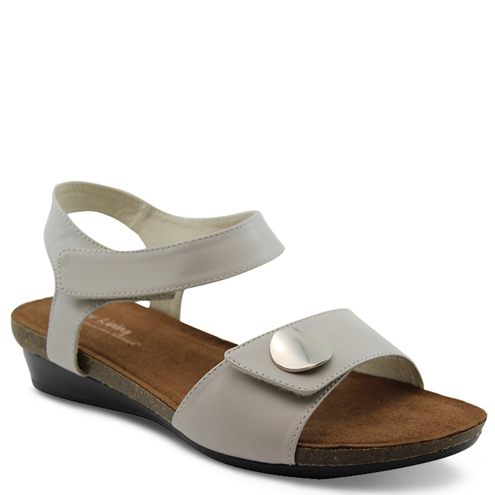 Silver Linings Happy womens flat sandal Taupe