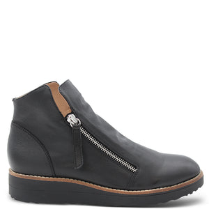 Top end clearance ankle boots